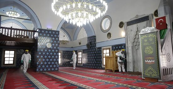 BŞB camileri Cuma namazına hazırlıyor