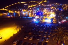ALANYA BELEDİYESİ ARABALI SİNEMA GÜNLERİ BAŞLADI