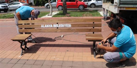 Alanya Belediyesi’nden sosyal mesafeli bank