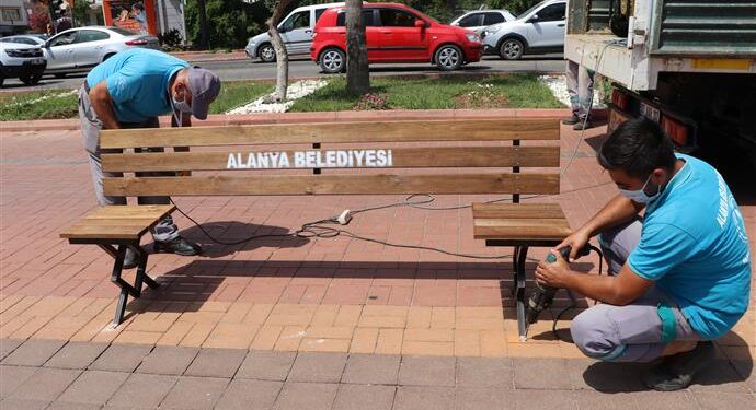 Alanya Belediyesi’nden sosyal mesafeli bank