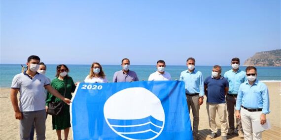 Alanya yaz sezonuna 73 mavi bayraklı plaj ve 1 marina işletmesi ile giriyor