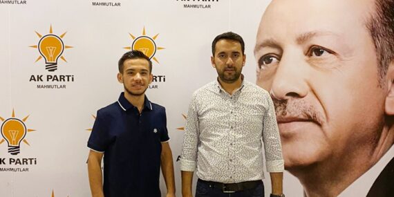 AK Parti Mahmutlar Gençlik Kolları Başkanı Nurullah Sandal oldu
