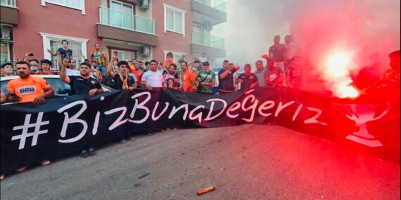 Final coşkusu sokağa taştı