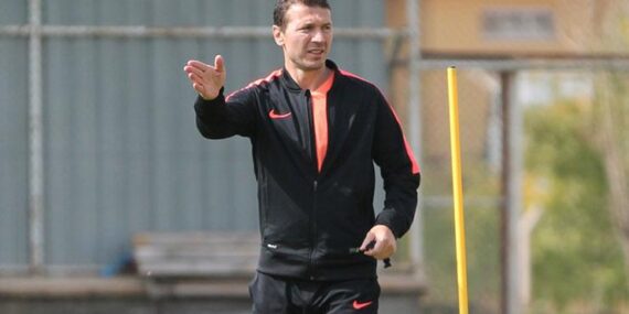 Alanyaspor’un yeni hocası Bayram Bektaş oluyor
