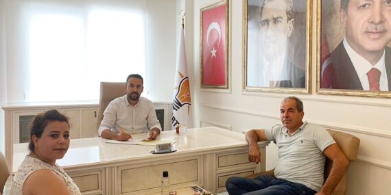 Mahmutlar AK Parti’ye yoğun katılım