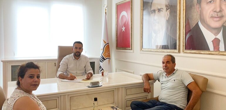 Mahmutlar AK Parti’ye yoğun katılım