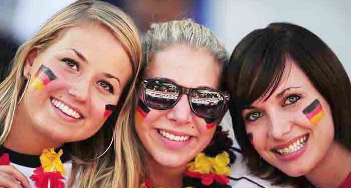 Almanya: Türkiye seyahat uyarısını adım adım kaldırabiliriz