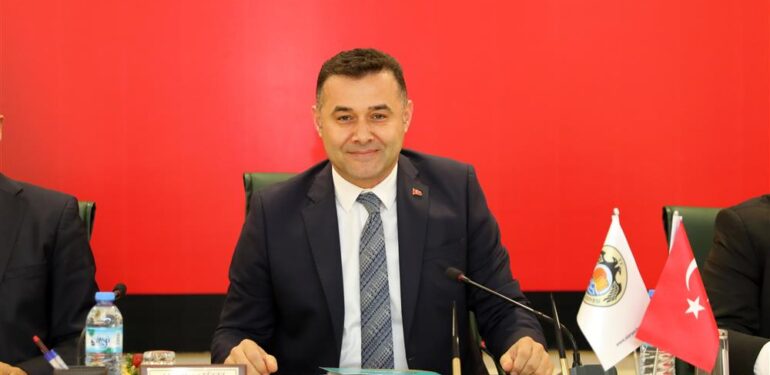 Başkan Yücel’in testi de pozitif çıktı