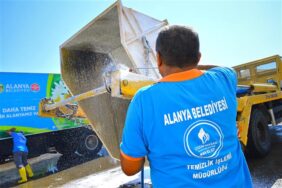ALANYA BELEDİYESİ KURBAN BAYRAMINDA 3528 TON ATIK TOPLADI