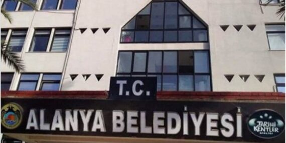 Alanya Belediyesi’ne giriş çıkış yok