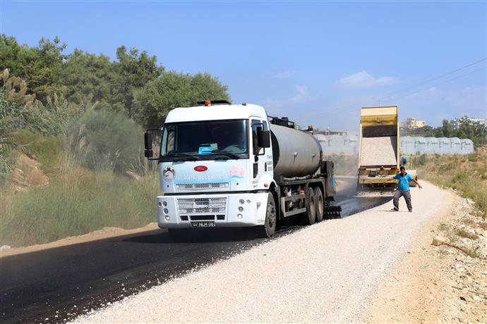 ALANYA BELEDİYESİ’NDEN BATI MAHALLELERİNDE ASFALT ATAĞI