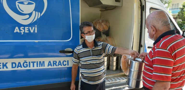 Aşevinden ihtiyaç sahibinin sofrasına