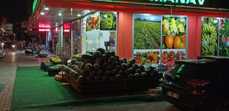 Ali Baba Manavı açıldı