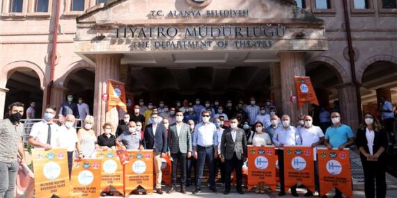 17. TURUNCU BAYRAK HİJYENİK İŞLETME ÖDÜL TÖRENİ GERÇEKLEŞTİRİLDİ