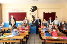 BAŞKAN YÜCEL ÖĞRENCİLERİ YALNIZ BIRAKMADI