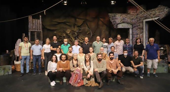 SEZONUN YENİ OYUNU KAFKAS TEBEŞİR DAİRESİ GÖSTERİME GİRİYOR