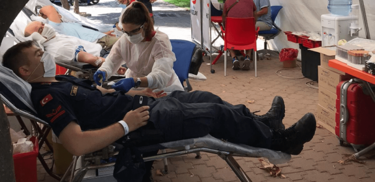 Mahmutlar’da jandarmadan örnek davranış