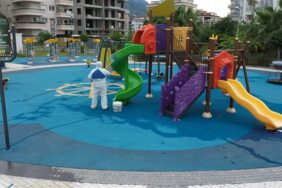 ALANYA BELEDİYESİ PARK VE MESİRE ALANLARINI DEZENFEKTE EDİYOR