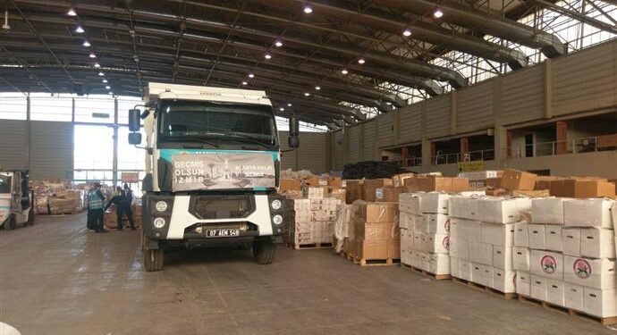 ALANYA’NIN YARDIMLARI İZMİR’E ULAŞTI