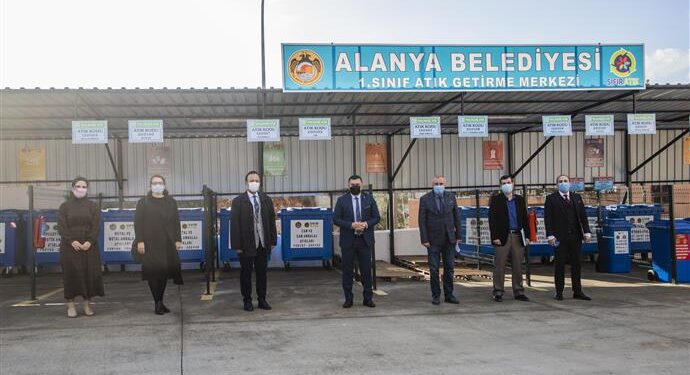 ATIKTA TASARRUF SAĞLAYACAK 1. SINIF ATIK GETİRME MERKEZİ KURULDU