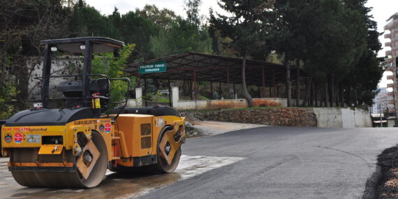 Yangılı yolu yapıldı