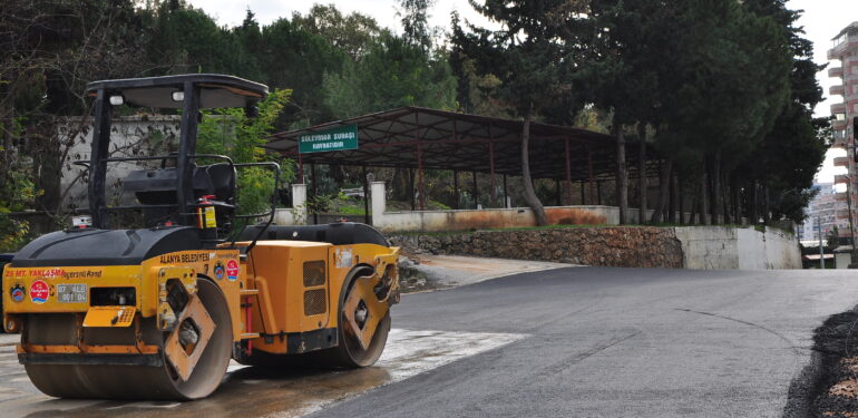 Yangılı yolu yapıldı