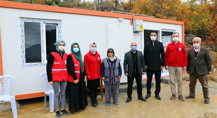 NAZMİYE TEYZE VE OĞLU SICAK YUVASINA KAVUŞTU