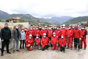 ALANYA BELEDİYESİ VE AKUT AFETLER İÇİN GÖNÜLLÜ EKİPLER YETİŞTİRİYOR