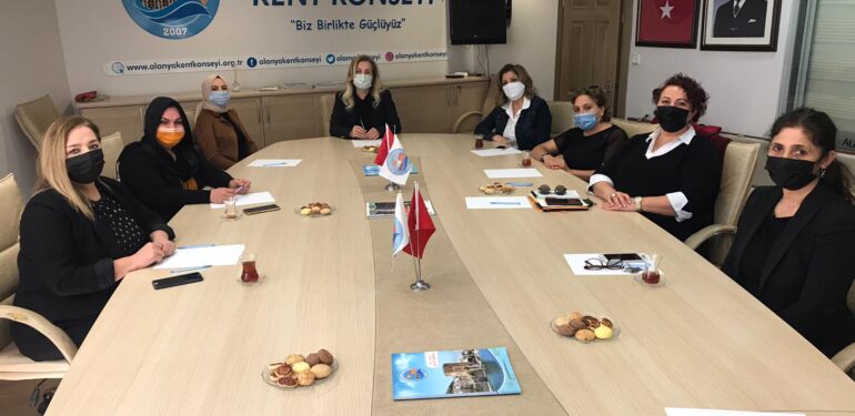 ALANYALI KADINLAR 8 MART İÇİN HAZIR