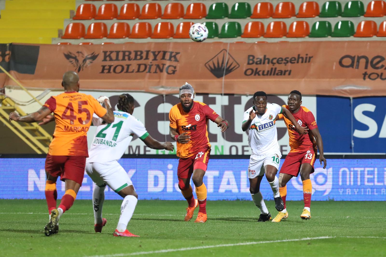 Sadece 3 puan kaybettin ama gönülleri fethettin Alanyaspor