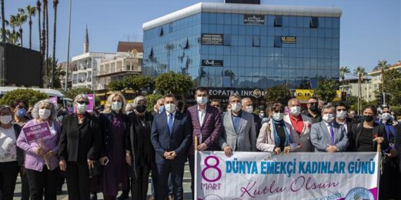 8 MART DÜNYA EMEKÇİ KADINLAR GÜNÜ KUTLANDI