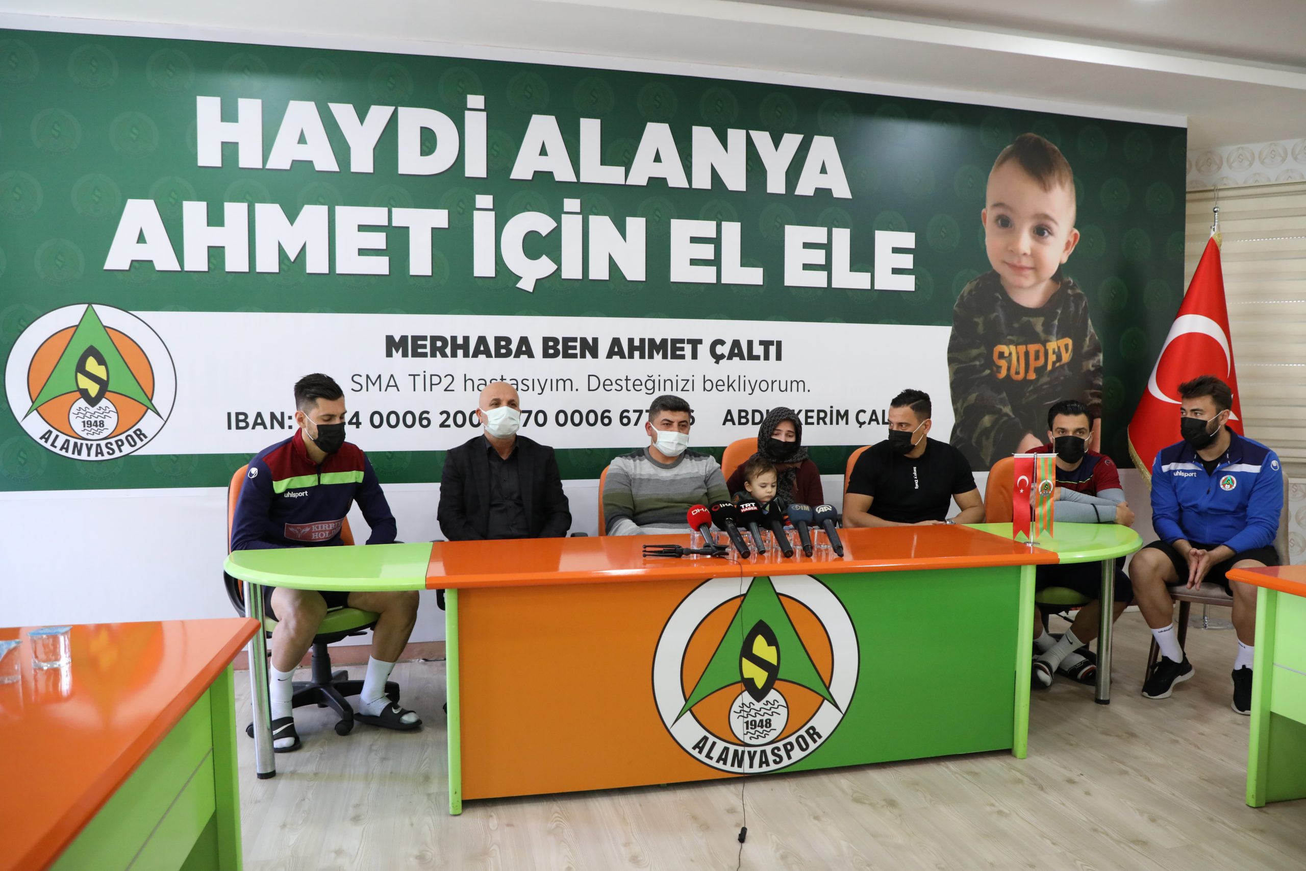 Alanyaspor’dan Ahmet’imize dev destek