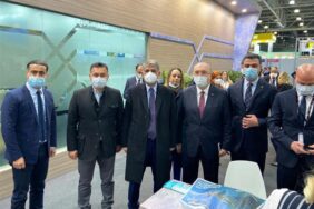 BAŞKAN YÜCEL’DEN TANITIM ATAĞI RUSYA’NIN EN BÜYÜK TURİZM FUARI MITT MOSKOVA’DA ALANYA TANITILIYOR