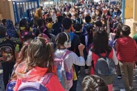 mahmutlarda-okulda-korona-cikti-ogrencilere-test-yapiliyor_b9193