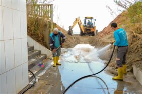 ALANYA BELEDİYESİ ALT GEÇİTLERİN TEMİZLİĞİNE HIZ VERDİ