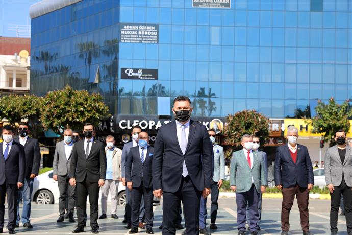 ALANYA’DA 23 NİSAN TÖRENLE KUTLANDI