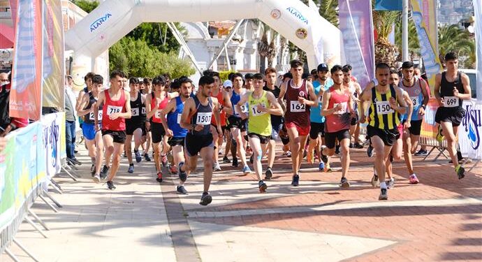 DAĞ KOŞULARI BALKAN ŞAMPİYONASI MİLLİ TAKIM SEÇME YARIŞLARI YAPILDI