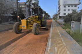 MAHMUTLAR “AHMET YATMAZ CADDESİ” SİL BAŞTAN YENİLENİYOR