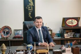 YÜCEL: “AZİZ ŞEHİTLERİMİZİ RAHMETLE MİNNETLE ANIYORUM”