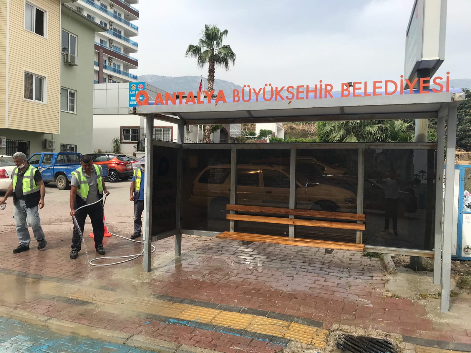 Alanya’da 15 mahalleye 25 durak