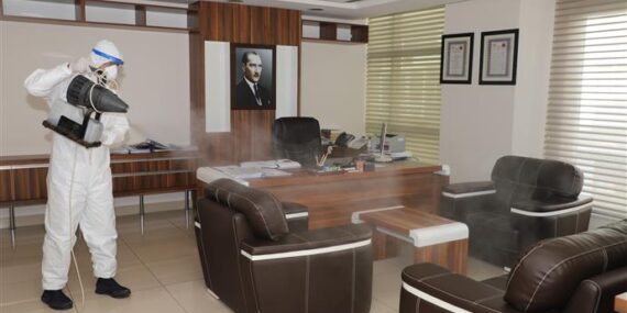 ALANYA BELEDİYESİ SALGINDA 7 BİN 800 NOKTADA DEZENFEKSİYON YAPTI
