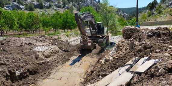 ALANYA BELEDİYESİ’NDEN YAYLA YOLLARINDA YOĞUN ÇALIŞMA