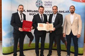YAĞLI GÜREŞ DÜZENLEYEN KENTLER BİRLİĞİ MECLİSİ ANTALYA’DA GERÇEKLEŞTİRİLDİ
