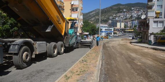 Yeni Prestij Caddesi’nde hummalı çalışma