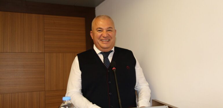 Başkan Şahin nereye koşuyor ?