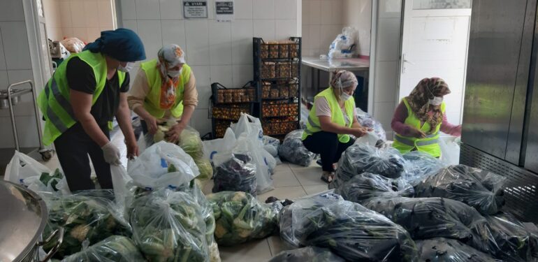 Büyükşehir’den üreticiye destek