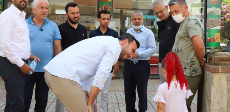 AK Parti Alanya Gönüllere Dokanmayı Sürdürüyor