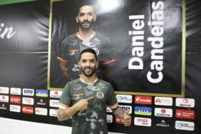 0A69DF68-78C3-4811-B1DE-E981C1B62ADB