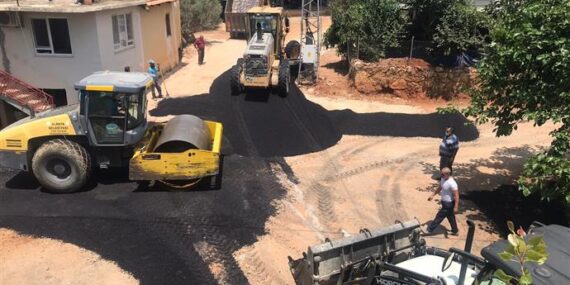 ALANYA BELEDİYESİ BATI MAHALLELERİNDE HİZMETLERİNİ SÜRDÜRÜYOR