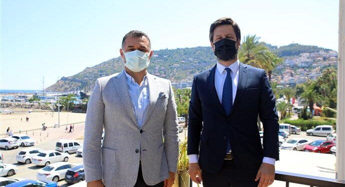 BAŞKAN YÜCEL MACARİSTAN BÜYÜKELÇİSİ MATİS’İ AĞIRLADI